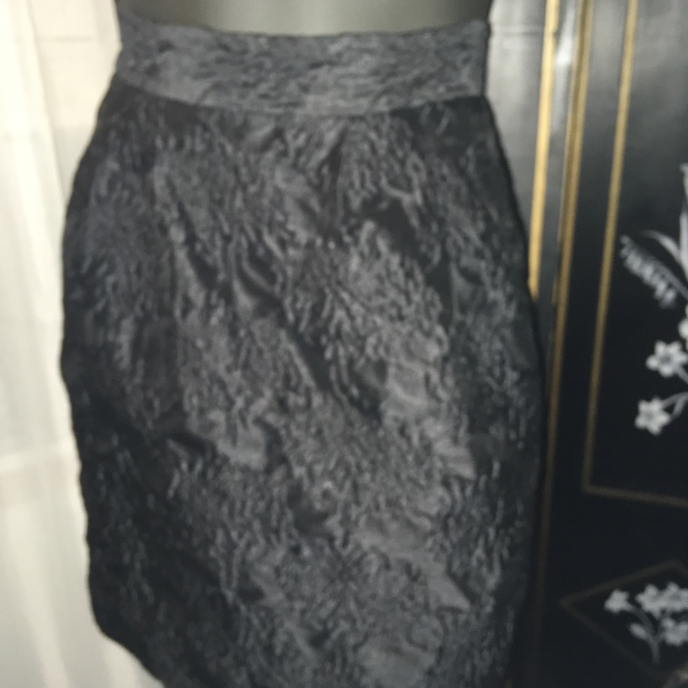 Crepe  like mini skirt