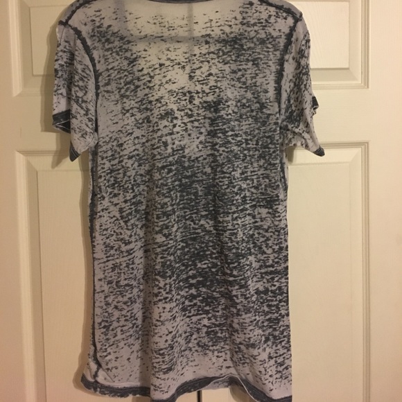 Distressed graphic tee - Picture 5 of 5