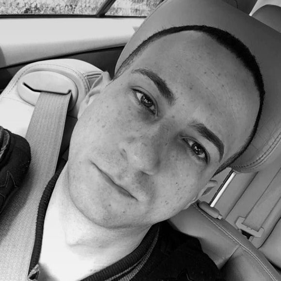 Meet your Posher, Victor - Picture 1 of 1