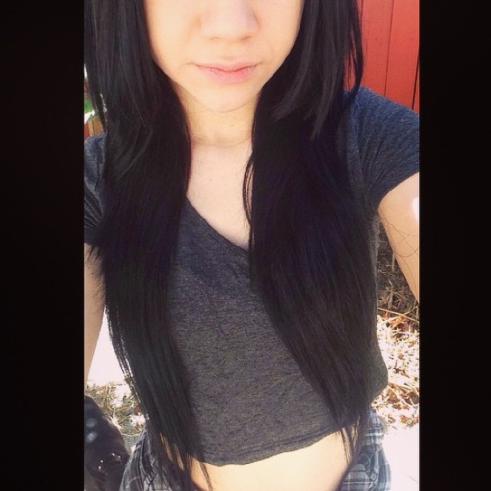 GREY CROP TOP
