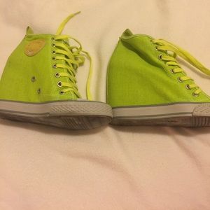 DKNY very comfortable wedges