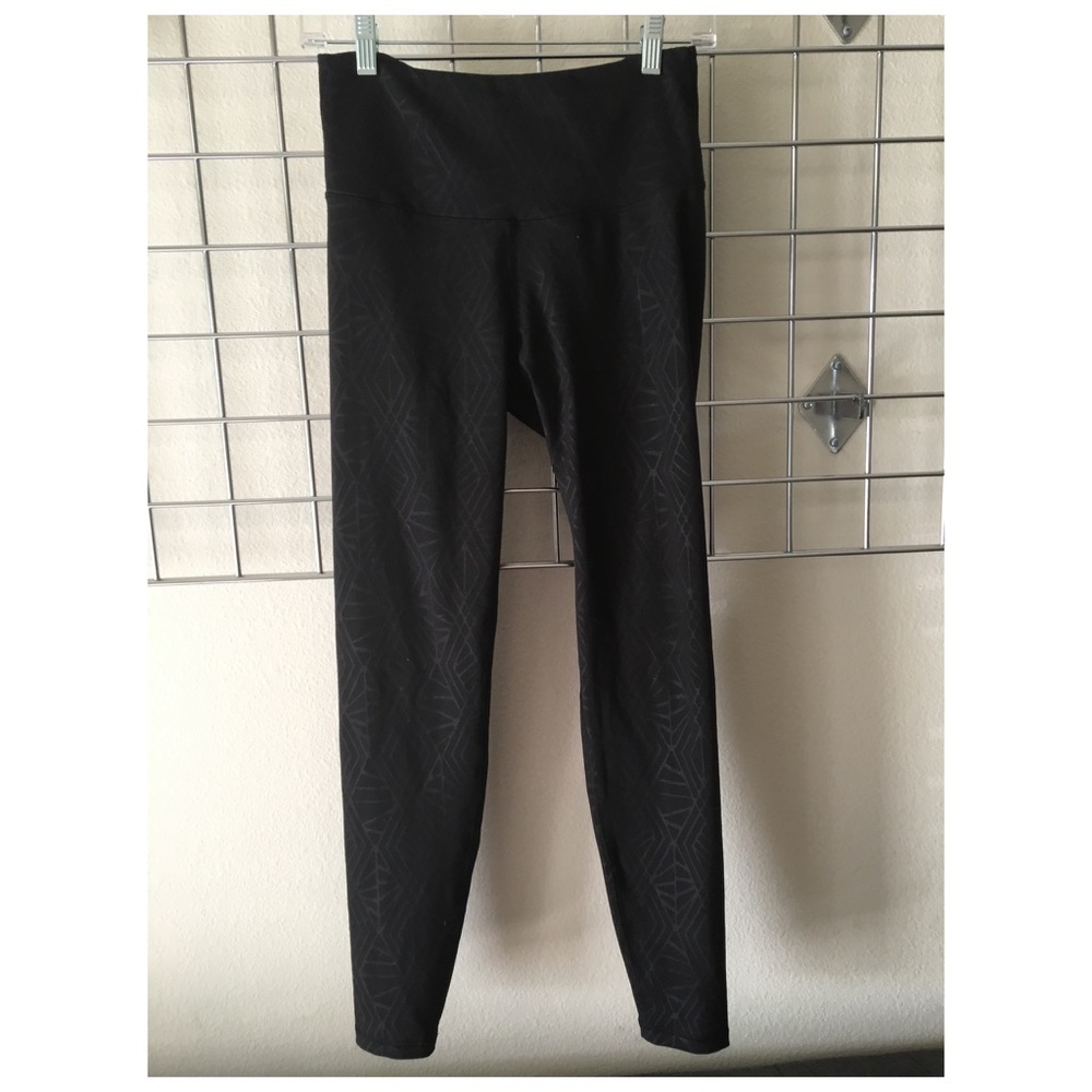 Old Navy Go-Dry Leggings