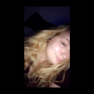 Meet your Posher, Christiña