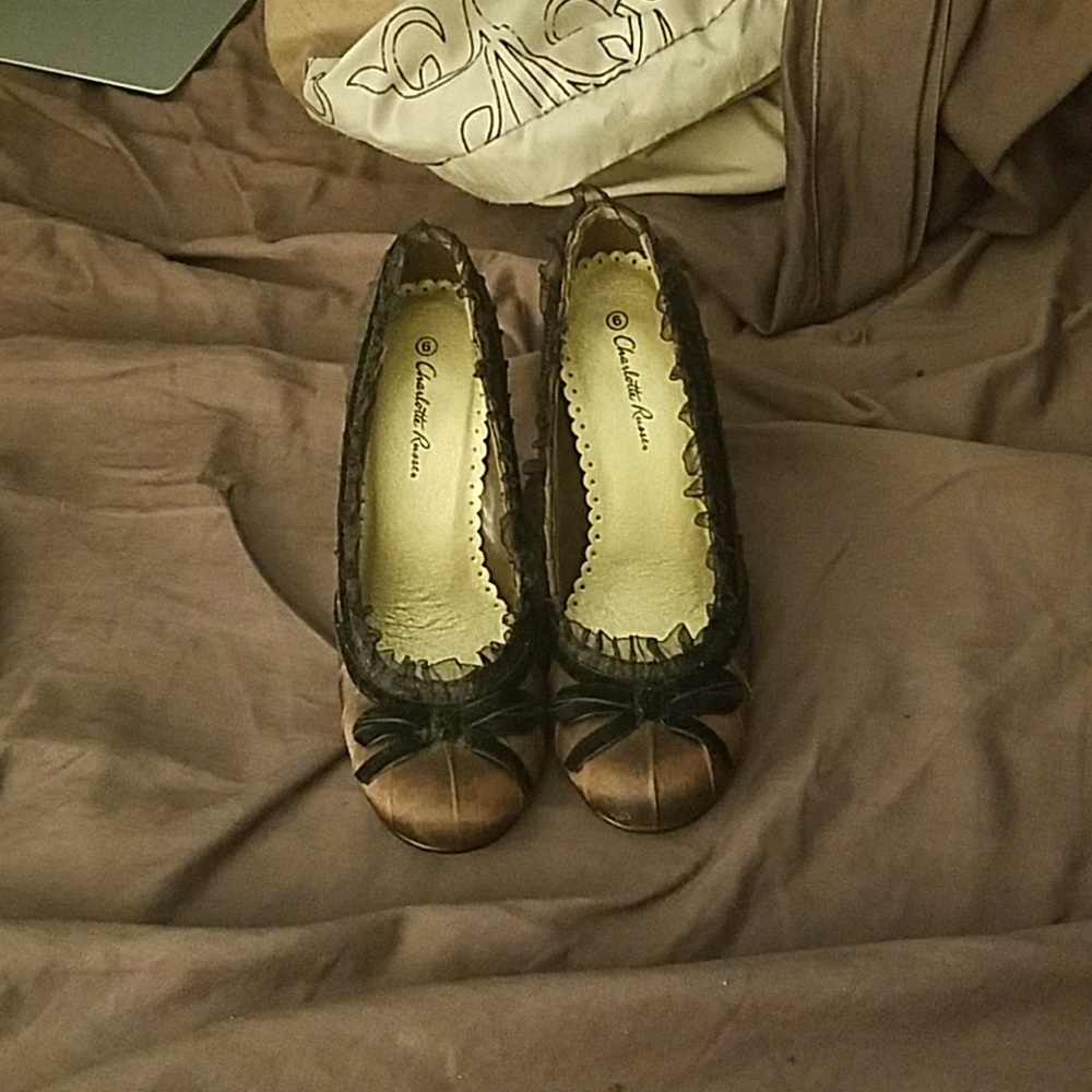 Dress shoes
