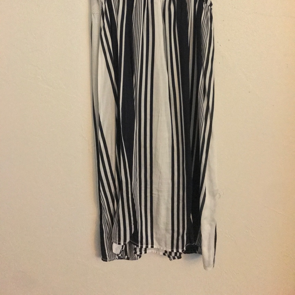 Stripped Dress - Picture 5 of 5