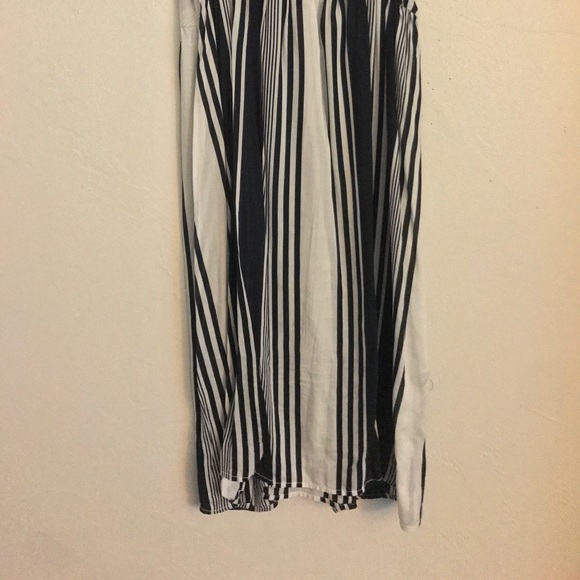 Stripped Dress - Picture 5 of 5
