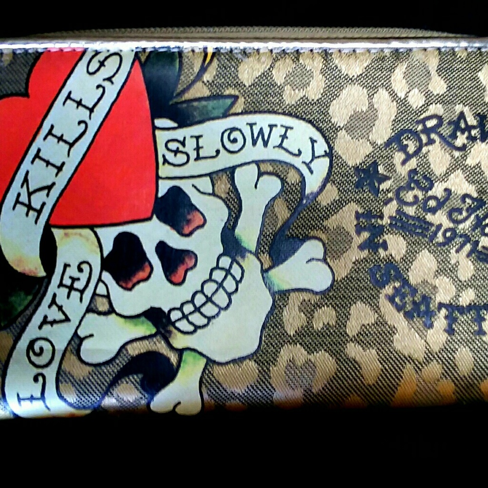 Ed Hardy wallet