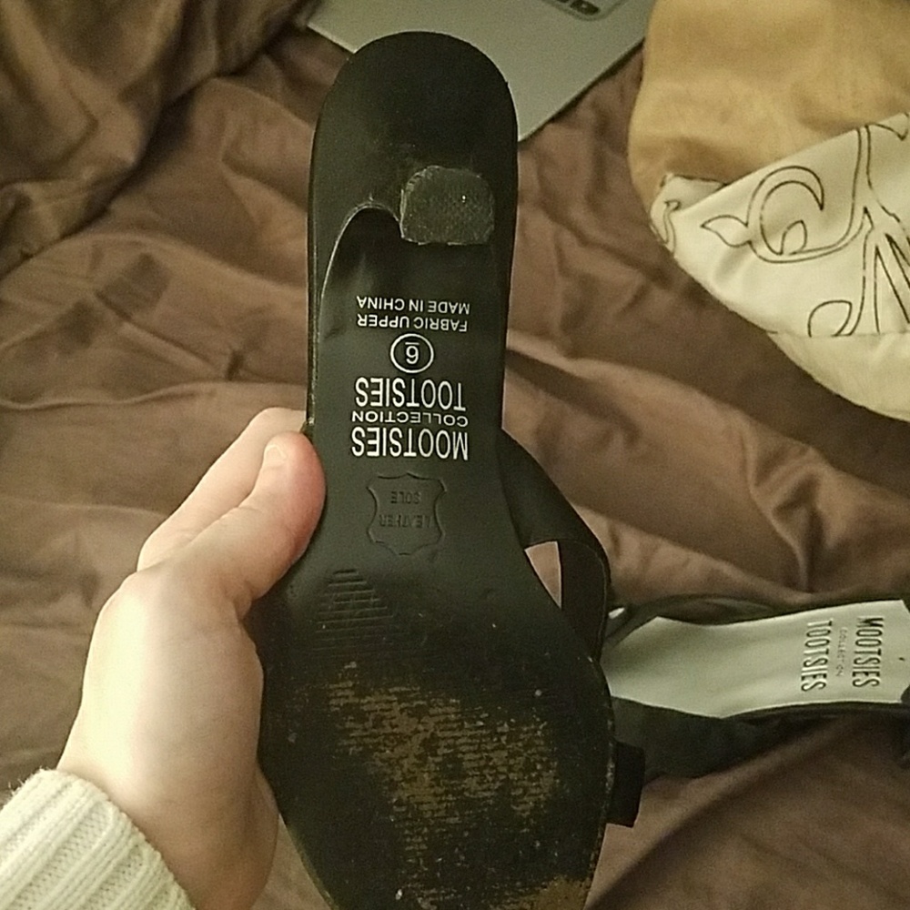 Shoes - Picture 3 of 3