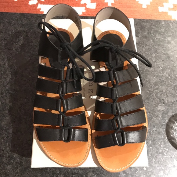 *SOLD* Hinge black leather lace up sandals - Picture 5 of 5