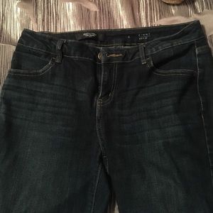 Bundle of 4 pairs of Simply Vera - Vera Wang jeans