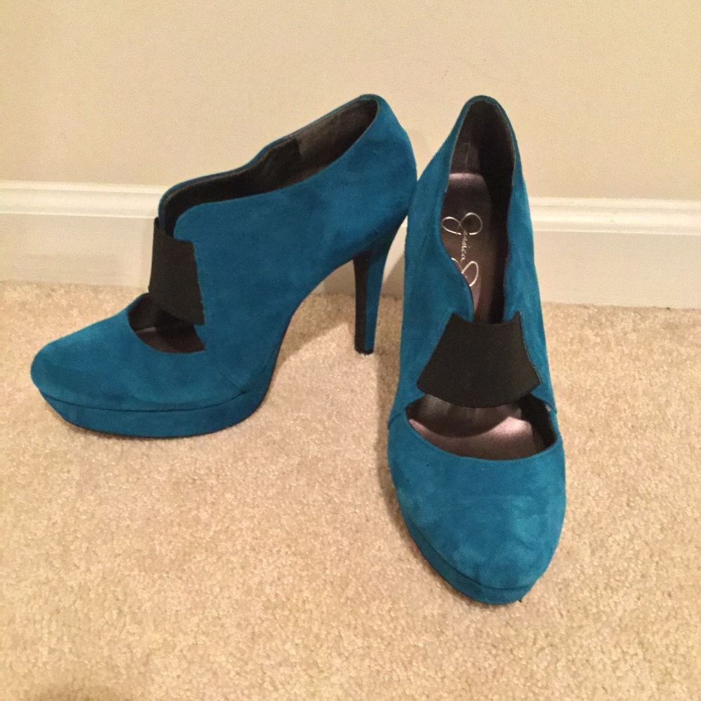 Jessica Simpson heels