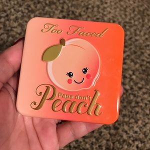 Too faced Peach blush