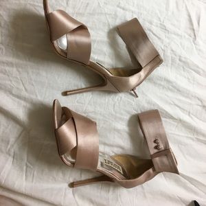 Badgley Mischka Pink Ankle Strap Heels