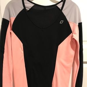 Lorna Jane pullover top