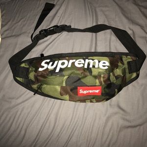 Supreme Camo Fanny pack