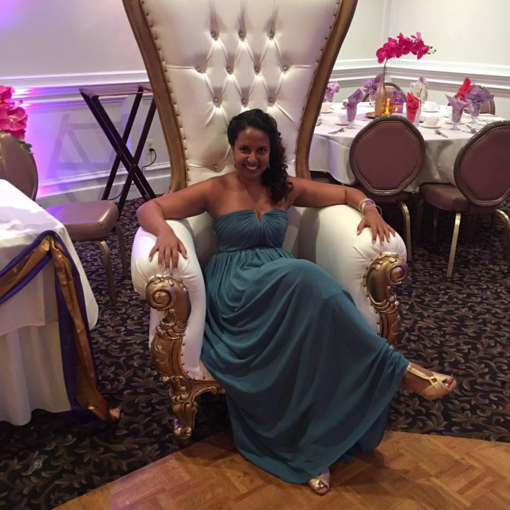 Meet your Posher, Nina