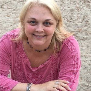 Meet your Posher, Betsy