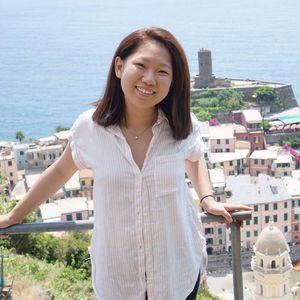 Meet your Posher, Laura