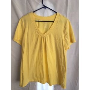 Venezia/Lane Bryant yellow V-neck tee
