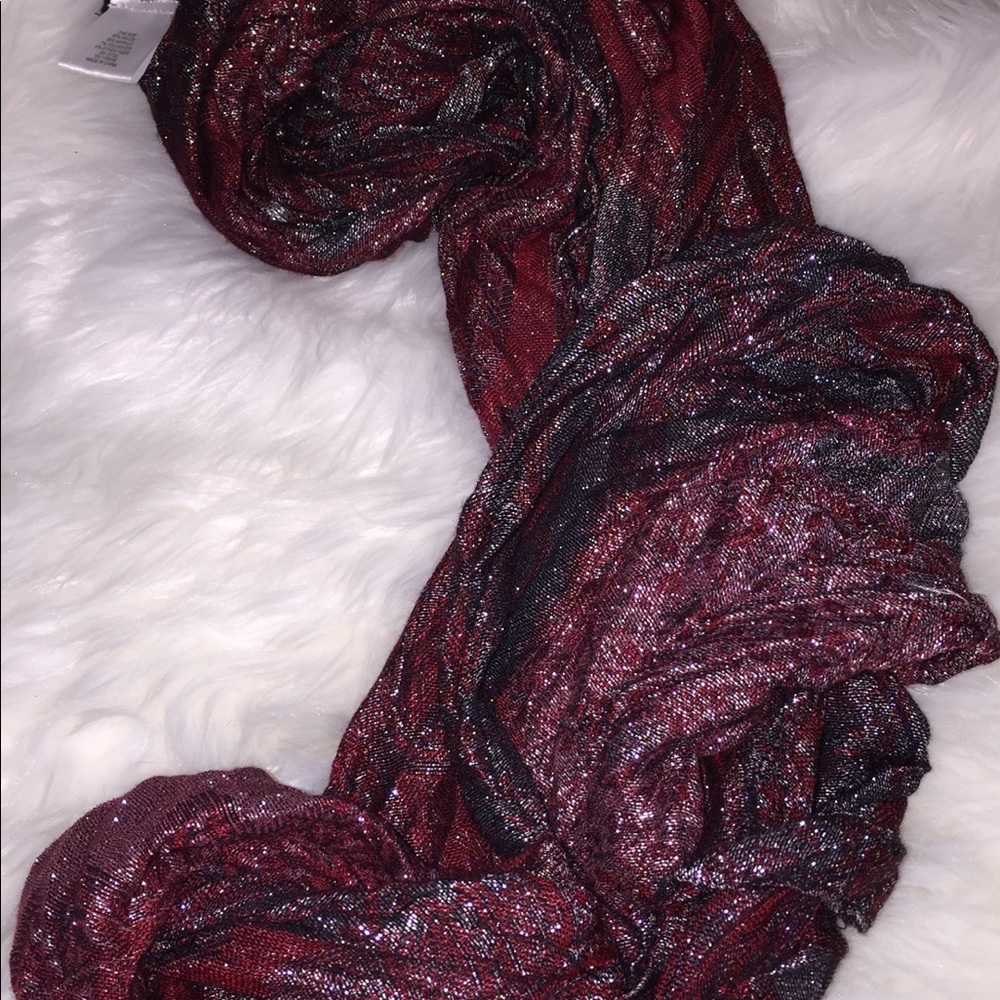 Infinity scarf with silver flex - Picture 5 of 5