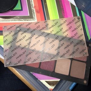 Inglot customized pallete