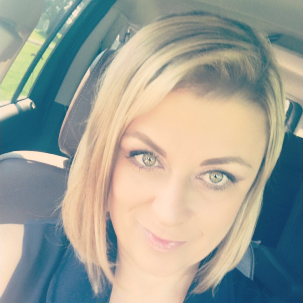 Meet your Posher, Theresa