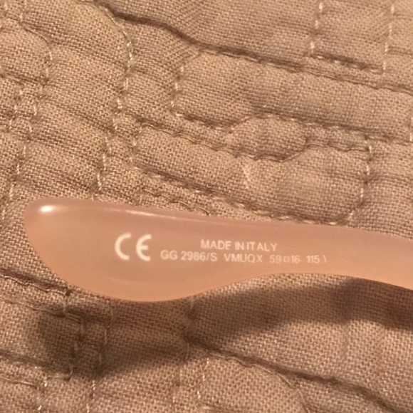 Authentic peach colored Gucci Sunglasses - Picture 4 of 4