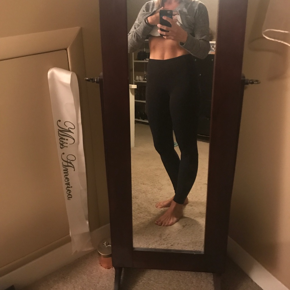 Athleta Hi-Waist Legging - Black - Size Medium