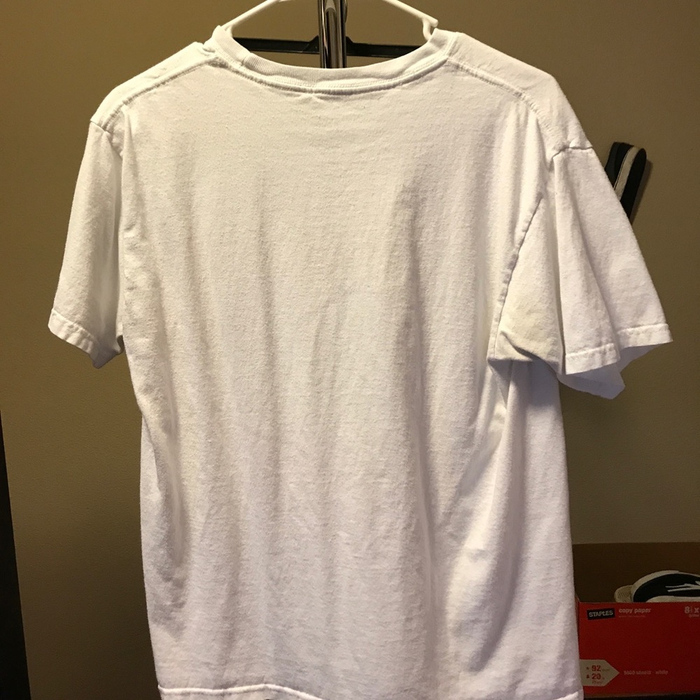 White dolphin tee - Picture 2 of 3