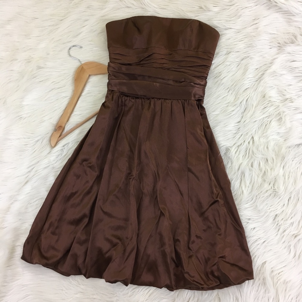 🎉SOLD🎉MaxAzriaCollection Strapless Bubble Dress - Picture 1 of 8