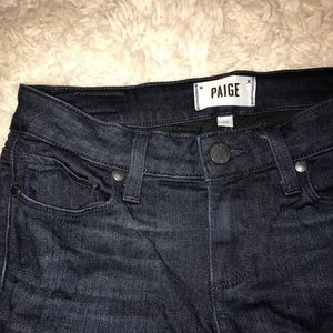 PAIGE dark wash skinny jeans size 25