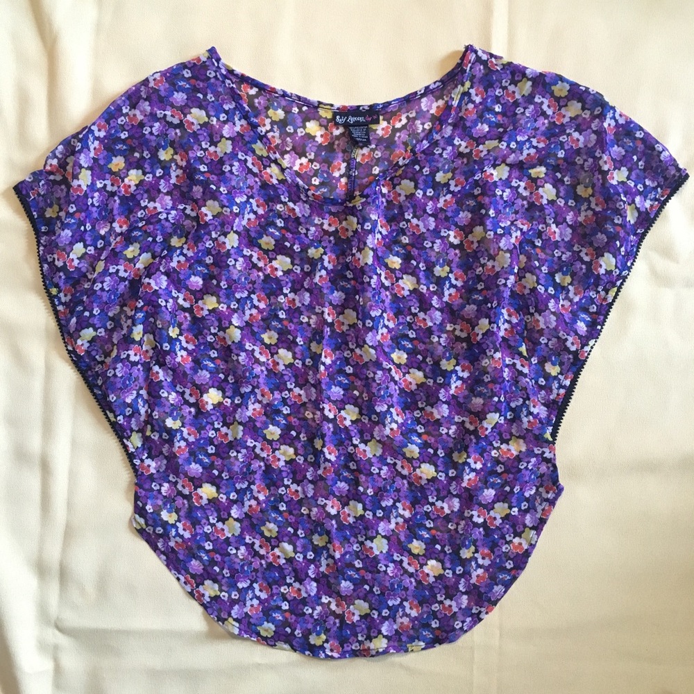 Small print floral layering blouse