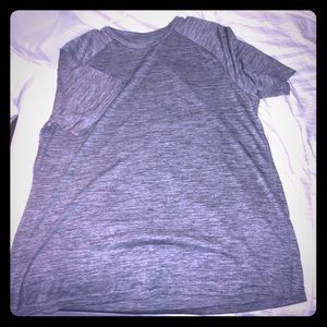 Men's Large athletic shirt