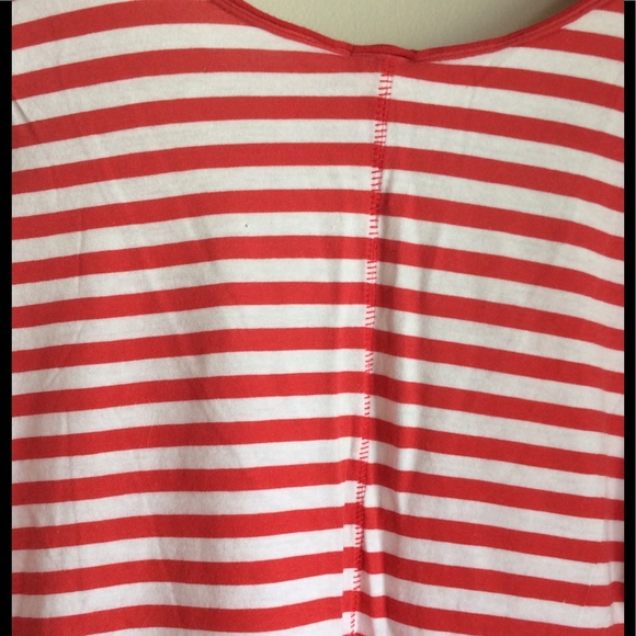 We The Free  |  V-neck Top! - Picture 8 of 8