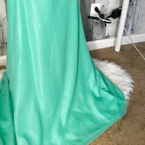 Formal Gown - Picture 2 of 2