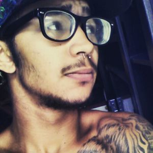 Meet your Posher, Justin