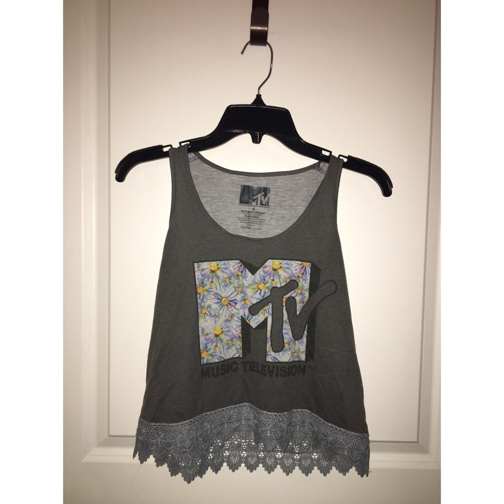 Cute MTV Logo Crop Top