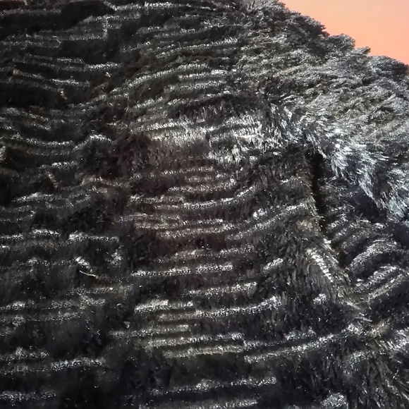 😺Stunning Black Faux Fur Jacket With Sequins - Picture 7 of 7