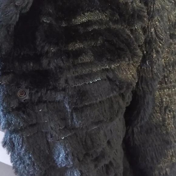 😺Stunning Black Faux Fur Jacket With Sequins - Picture 3 of 7