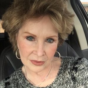 Meet your Posher, Danye