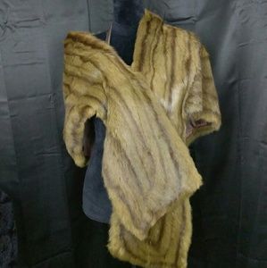MINK STOLE