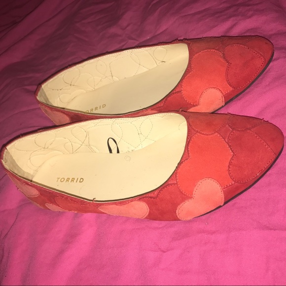 Red Flats - Picture 2 of 3