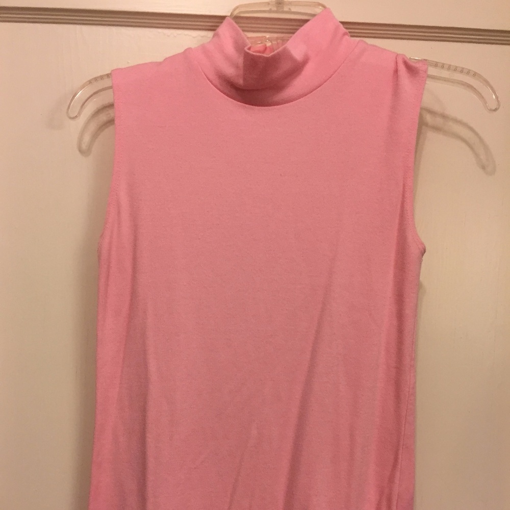 Sleeveless mock turtleneck