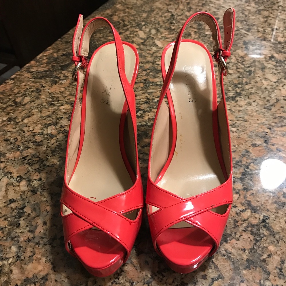 GUESS Platform Peep-toe Sling back