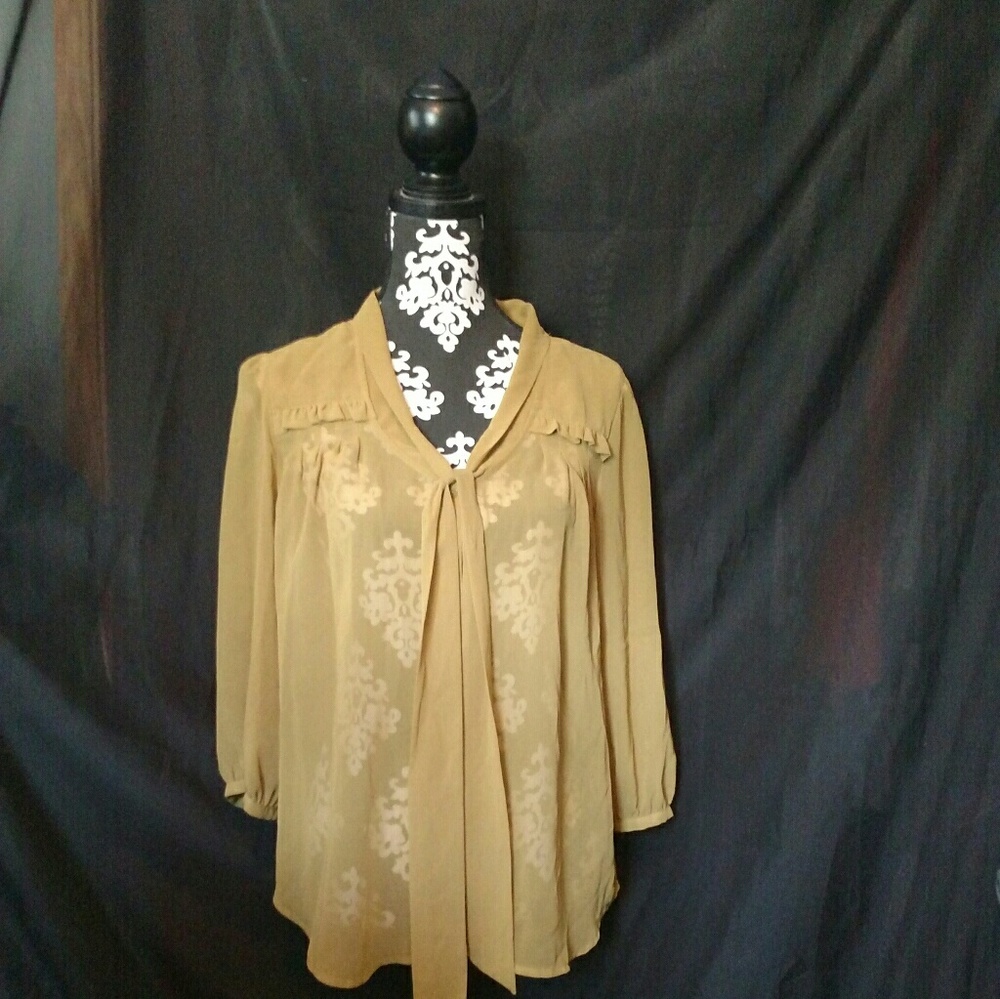 Elle Mustard/Chartreuse Chiffon-like Blouse