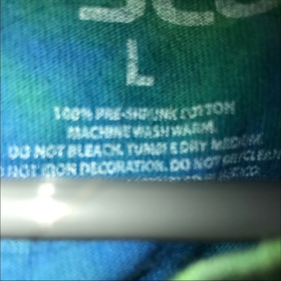 Woodstock Shirt - Picture 3 of 3