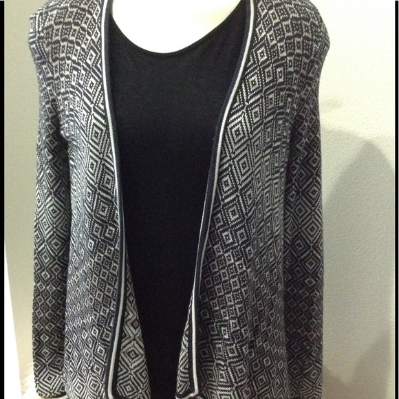 Ann Taylor Sweaters - Ann Taylor Loft Sweater Cardigan Sz M