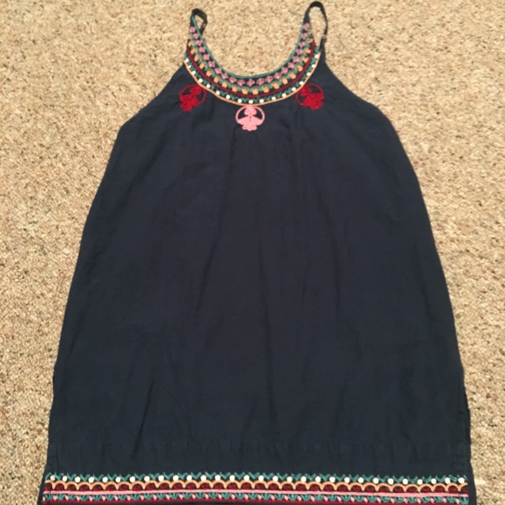 Embroidered tank