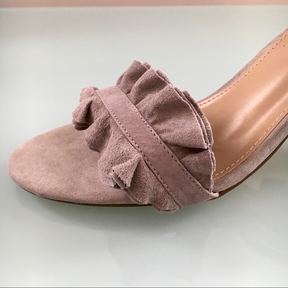 Steve Madden Suede Sandals. 9.5M. NEW - Picture 3 of 4