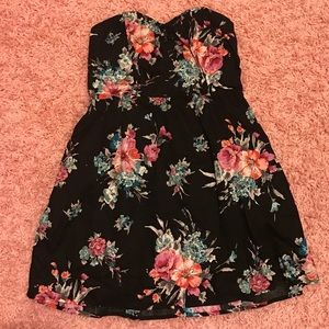 Xhiliration strapless floral dress (large)